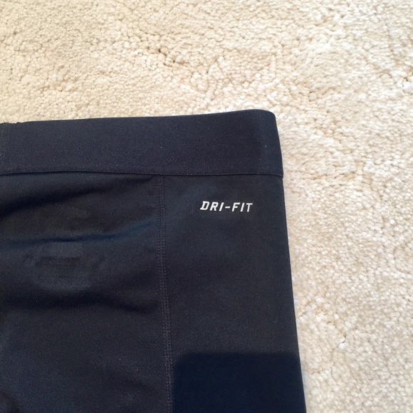 SOUL-CYCLE X NIKE PRO BLACK DRY FIT LEGGINGS - Picture 6 of 8